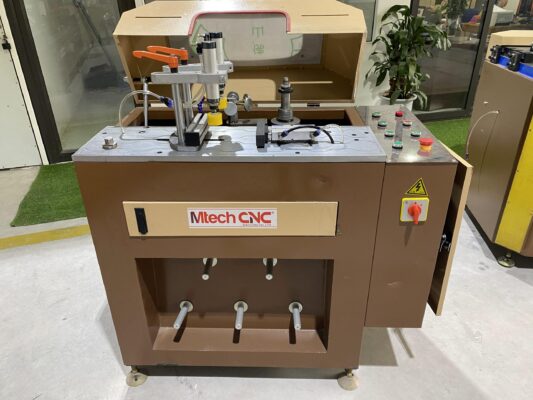 máy phay đầu đố chế