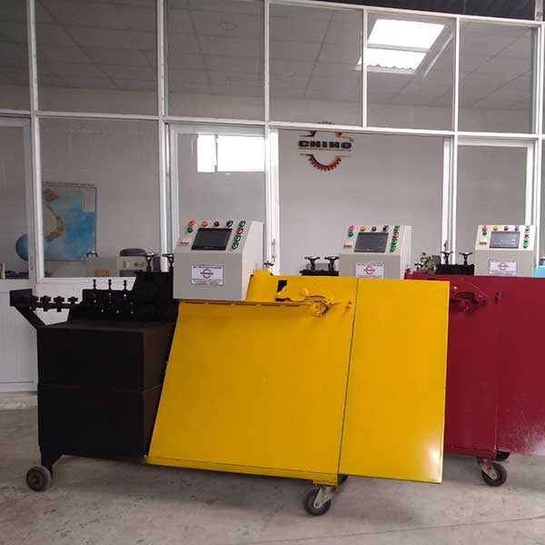 Máy bẻ đai sắt tự động Cá Heo Việt Cao Cấp