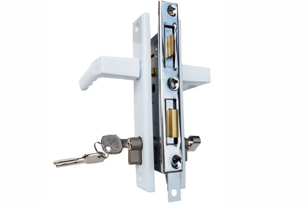 Giá ổ khóa cửa nhựa lõi thép