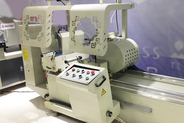 Máy Cắt Nhôm CNC: Công Nghệ Hiện Đại Cho Sản Xuất Cửa Nhôm